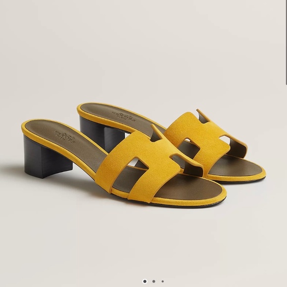 Authentic Hermès sandals - Picture 1 of 3